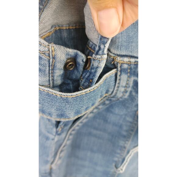 OshKosh Vestbak Girls Overalls Sz 12 12A Denim Jean - Picture 3 of 8